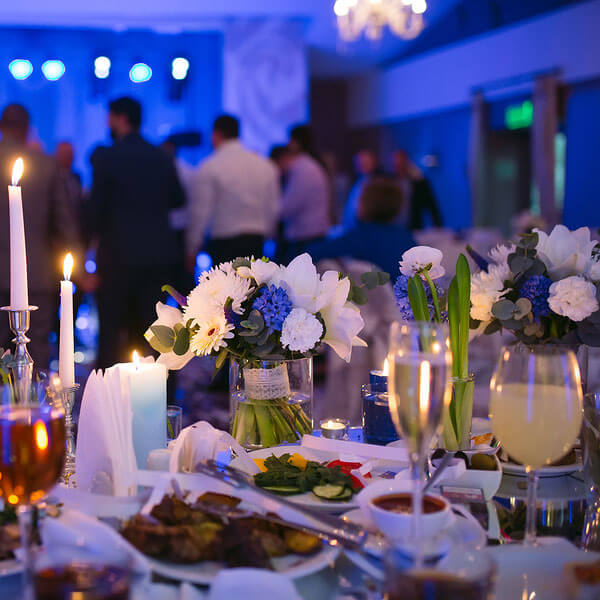 https://www.fairgroundsliquors.com/wp-content/uploads/2020/01/fairgrounds-party.jpg